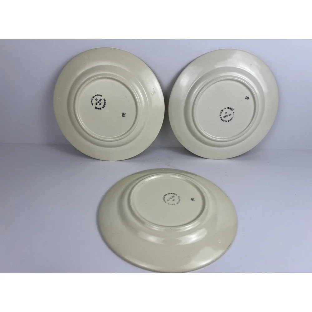 Vintage Della Robbia Metlox Poppytrail Vernon‎ Ware 7.5